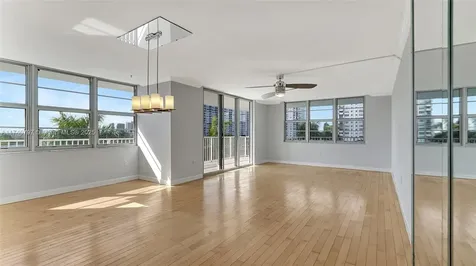2801 NE 183rd Street Aventura FL 33160