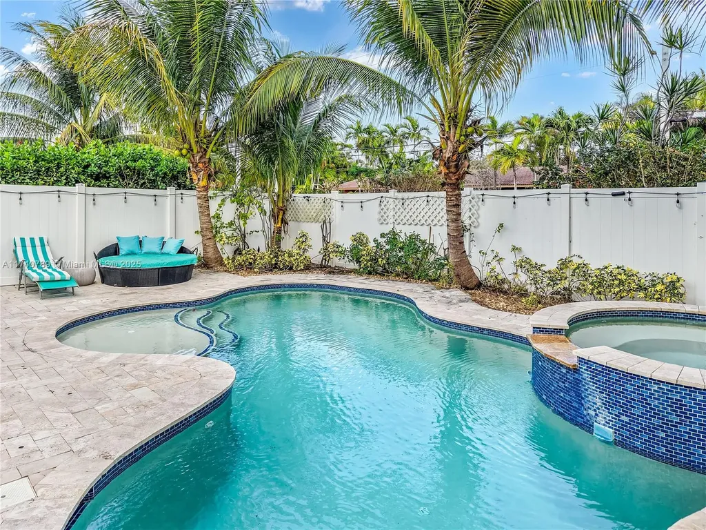 1631 N Andrews Square Fort Lauderdale FL 33311