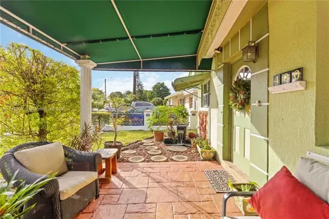 400 S 62nd Terrace Hollywood FL 33023