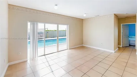 14350 SW 161st Place Miami FL 33196