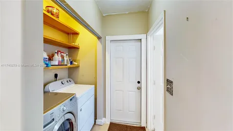 14350 SW 161st Place Miami FL 33196