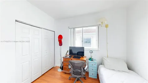 14350 SW 161st Place Miami FL 33196