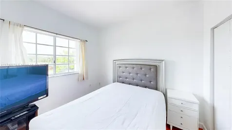 14350 SW 161st Place Miami FL 33196