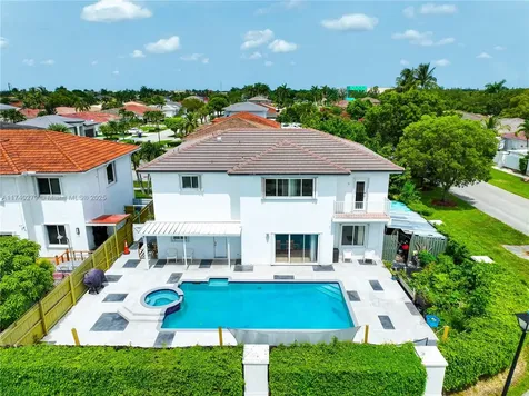 14350 SW 161st Place Miami FL 33196