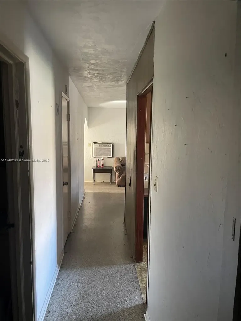 3820 SW 16th Street Fort Lauderdale FL 33312