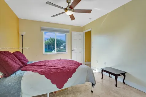 10926 NW 29th Place Sunrise FL 33322