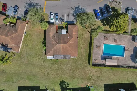 10926 NW 29th Place Sunrise FL 33322