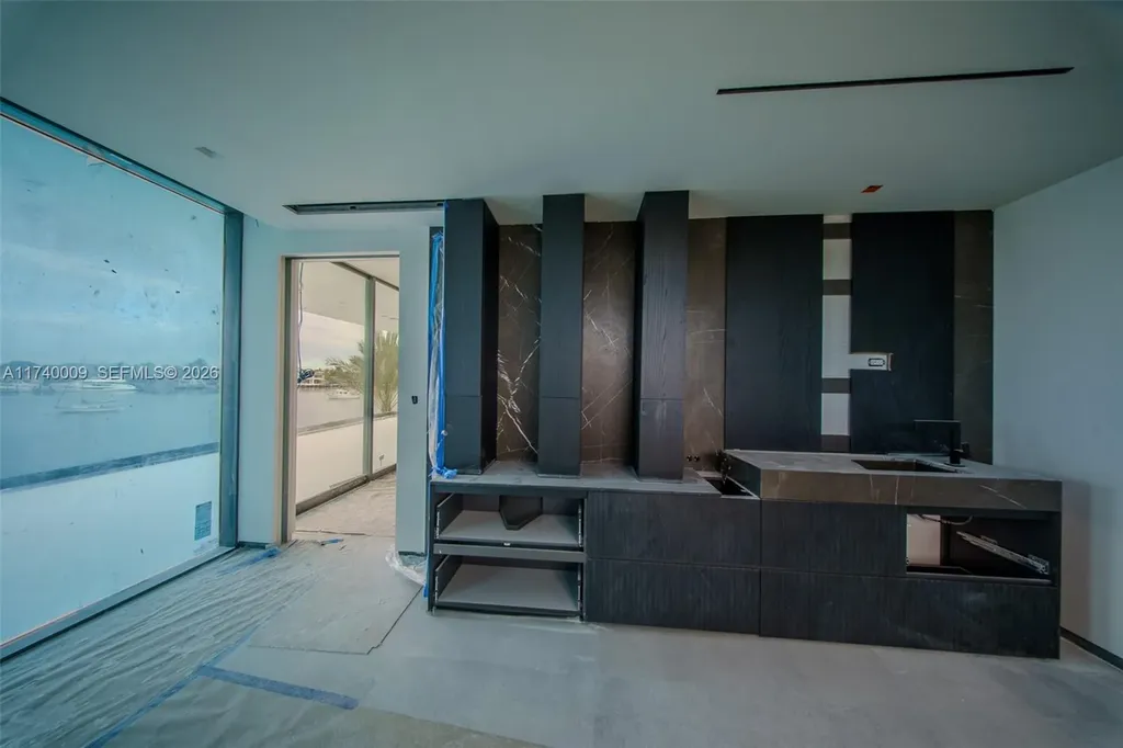 1400 W Lake Drive Fort Lauderdale FL 33316