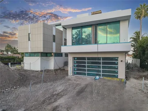 1400 W Lake Drive Fort Lauderdale FL 33316