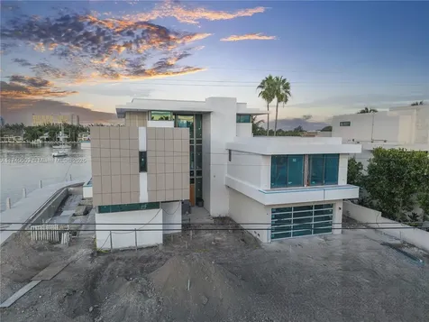 1400 W Lake Drive Fort Lauderdale FL 33316