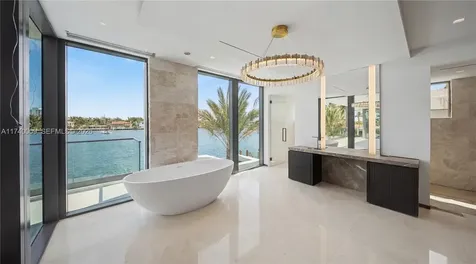 1400 W Lake Drive Fort Lauderdale FL 33316