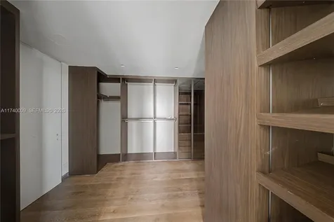 1400 W Lake Drive Fort Lauderdale FL 33316