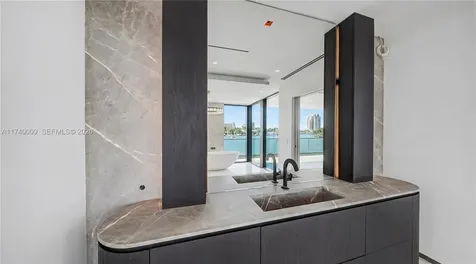 1400 W Lake Drive Fort Lauderdale FL 33316