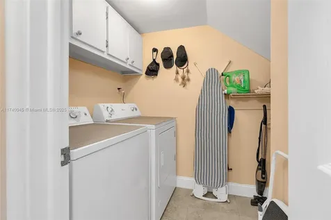 11457 SW 110th Lane Miami FL 33176