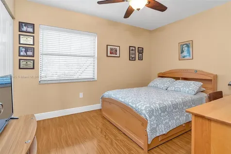 11457 SW 110th Lane Miami FL 33176