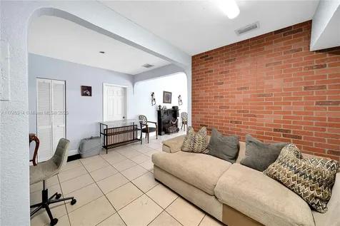 500 SW 69th Avenue Miami FL 33144