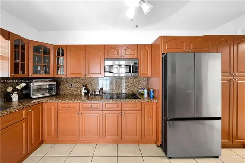 500 SW 69th Avenue Miami FL 33144