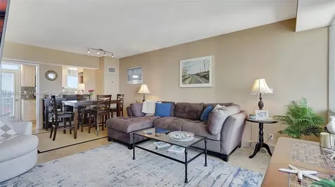 1920 S Ocean Drive Fort Lauderdale FL 33316