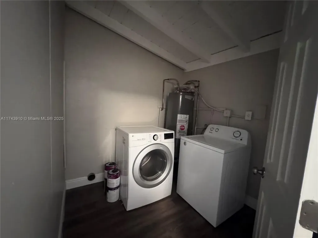 1613 NW 15th Place Fort Lauderdale FL 33311