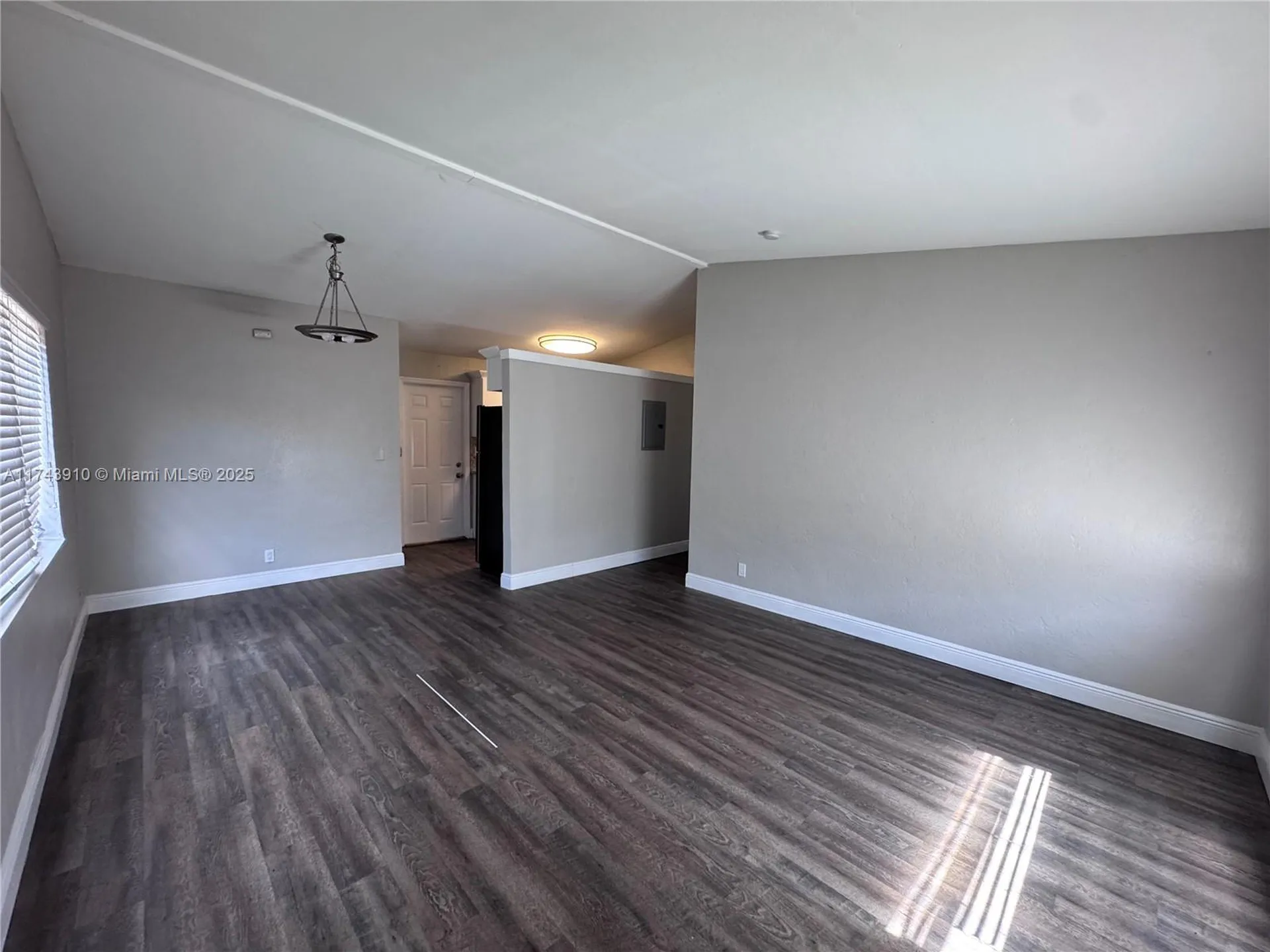 1613 NW 15th Place Fort Lauderdale FL 33311