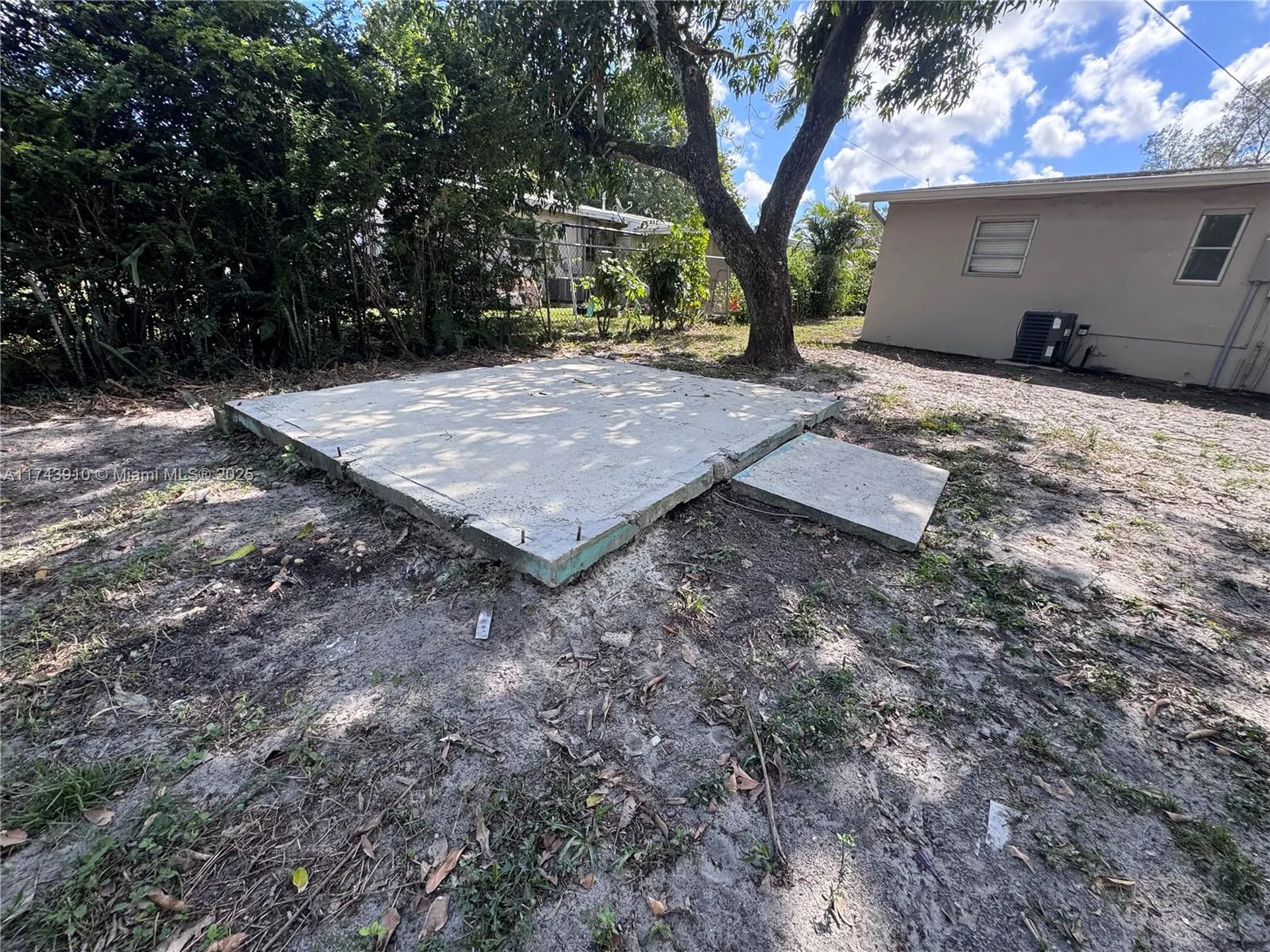 1613 NW 15th Place Fort Lauderdale FL 33311