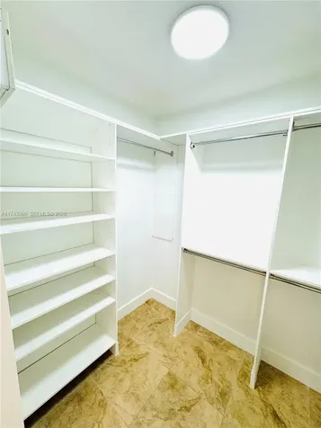 41 SE 5th Street Miami FL 33131