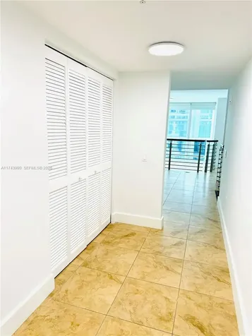 41 SE 5th Street Miami FL 33131
