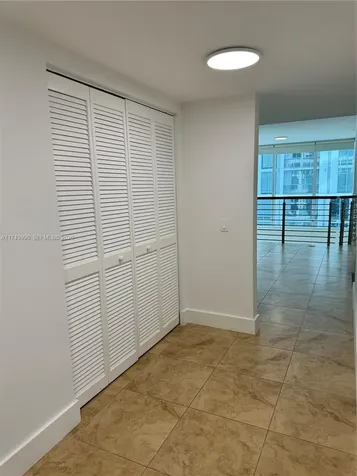 41 SE 5th Street Miami FL 33131