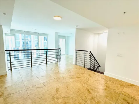 41 SE 5th Street Miami FL 33131