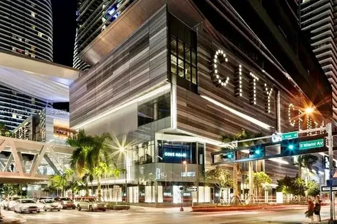 41 SE 5th Street Miami FL 33131