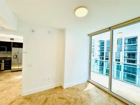 41 SE 5th Street Miami FL 33131