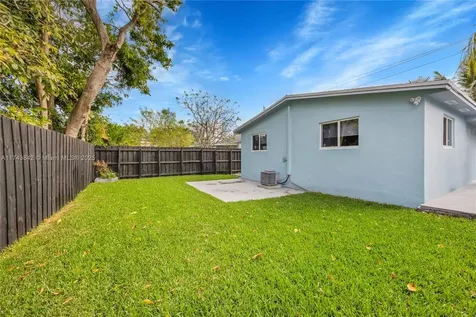 2235 NW 91st Street Miami FL 33147