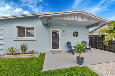2235 NW 91st Street Miami FL 33147