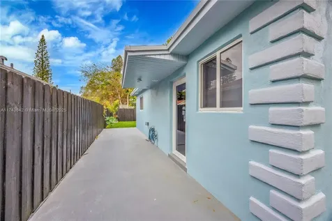 2235 NW 91st Street Miami FL 33147