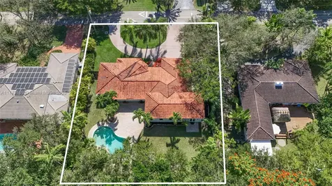 5949 SW 79th Street South Miami FL 33143
