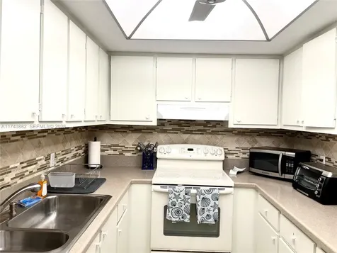 125 Ocean Avenue Palm Beach Shores FL 33404