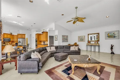 3114 Lakewood Circle Weston FL 33332