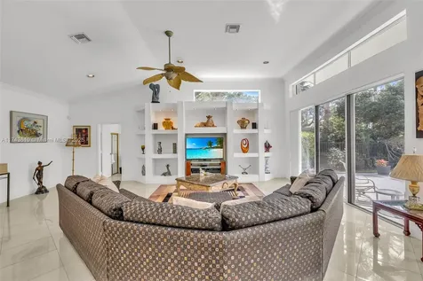 3114 Lakewood Circle Weston FL 33332