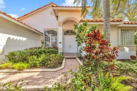 3114 Lakewood Circle Weston FL 33332