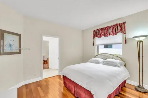 3114 Lakewood Circle Weston FL 33332