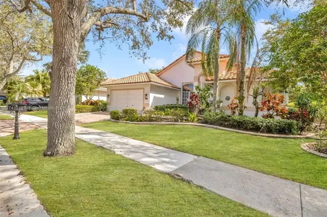 3114 Lakewood Circle Weston FL 33332