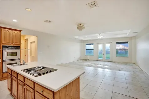 140 NE 7th Street Belle Glade FL 33430