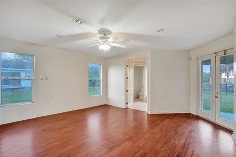 140 NE 7th Street Belle Glade FL 33430