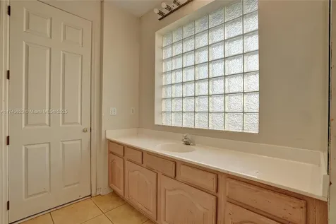 140 NE 7th Street Belle Glade FL 33430