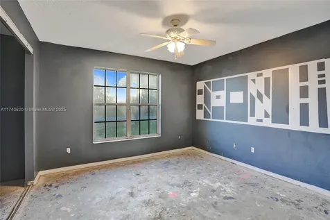 140 NE 7th Street Belle Glade FL 33430