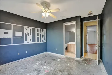 140 NE 7th Street Belle Glade FL 33430