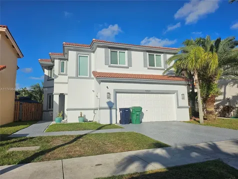 15585 SW 112th Way Miami FL 33196