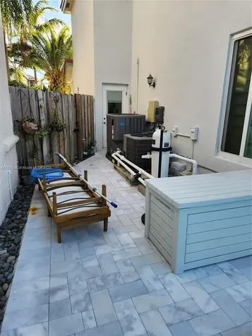 15585 SW 112th Way Miami FL 33196