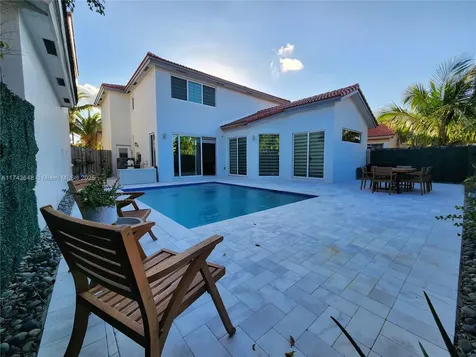 15585 SW 112th Way Miami FL 33196
