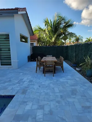 15585 SW 112th Way Miami FL 33196